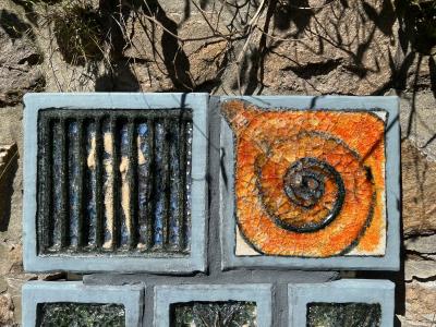 Waylande Gregory SET OF FIVE TERRACOTTA FUSED GLASS WALL SCULPTURES BY WAYLANDE DESANTIS GREGORY