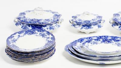 Wedgwood Flow Blue Dinnerware