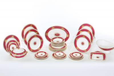 Wedgwood Porcelain Dinner Service For Twelve People