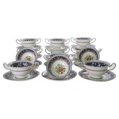 Wedgwood Porcelain Dinner Service for Twelve People