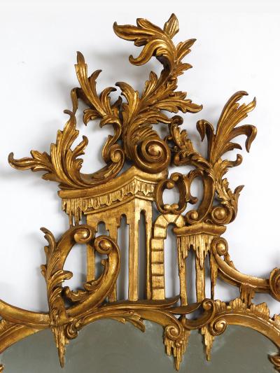 Well carved English Chippendale style giltwood mirror with bold crest