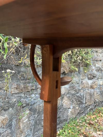 Wendell Castle MID CENTURY ORGANIC MODERNIST WOOD ADJUSTABLE MUSIC STAND WITH FOUR FOOTED BASE