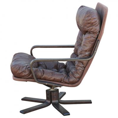 Westnofa Scandinavian Rosewood Leather Lounge Chair