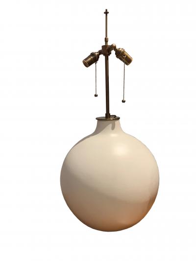 White Round Ceramic Table Lamp