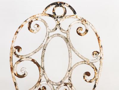 White Scrollwork Garden Dining Table and Four Chairs France 1940s