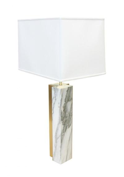 White marble table lamp with green veining and fluted bronze corners