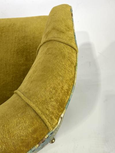 Wide Barrel Back Swivel Lounge Chair by Kroehler Manufacturing Co 1960s USA