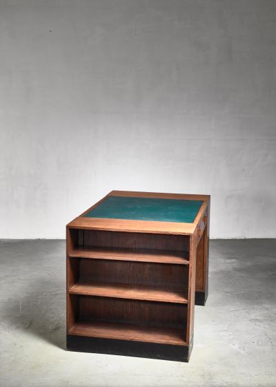 Willem Penaat Willem Penaat oak desk for Metz Co 1925