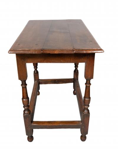 William And Mary Oak Tavern Table