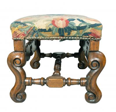 William And Mary Walnut Bench