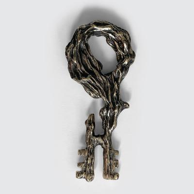 William Guillon WHERE EVERYTHING ENDS WHERE EVERYTHING BEGINS Sculptural bronze key 1