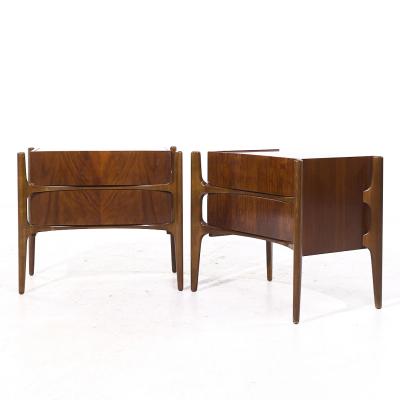 William Hinn William Hinn Mid Century Walnut Curved Front Nightstands Pair