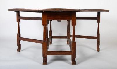 William Mary Period Walnut Gate Leg Table