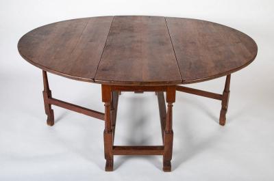 William Mary Period Walnut Gate Leg Table