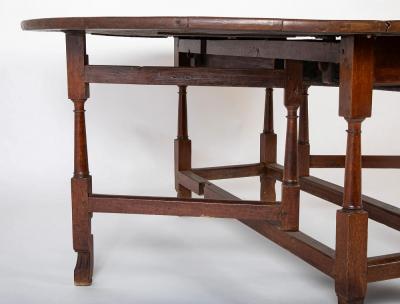 William Mary Period Walnut Gate Leg Table