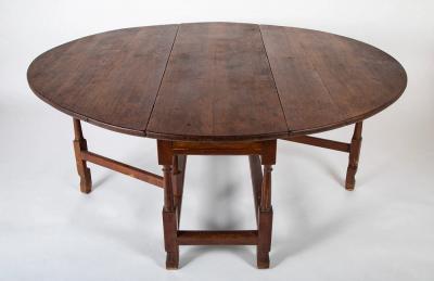 William Mary Period Walnut Gate Leg Table