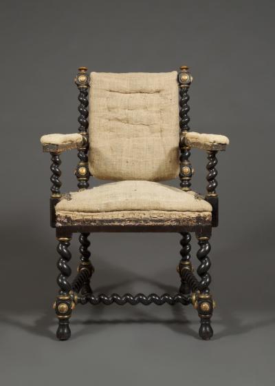 William Trotter AN UNUSUAL SET OF TWELVE EBONIZED MAHOGANY BARLEY TWIST TURNED DINING CHAIRS