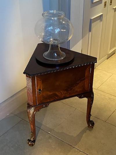 William Vile WILLIAM VILE ST JAMES PALACE MESSER ROCOCO MAHOGANY FISH STAND ENGLISH