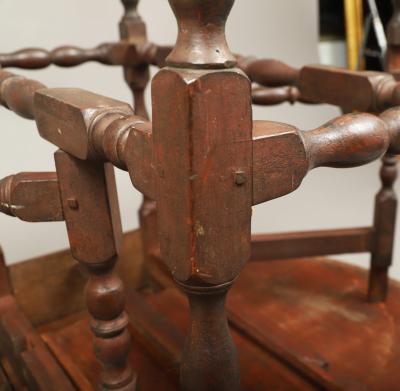 William and Mary Gate Leg Drop Leaf Table