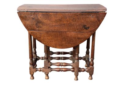 William and Mary Oak Gateleg Table
