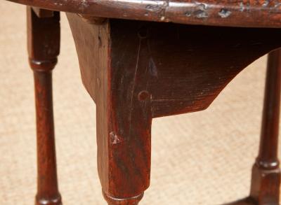 William and Mary Tavern Table