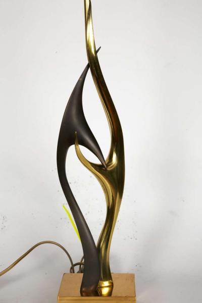 Willy Daro Pair of sculptural bronze lamps