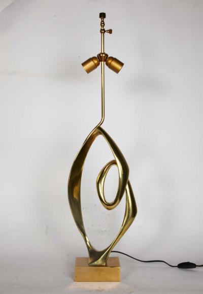 Willy Daro Pair of sculptural bronze lamps by Willy Daro