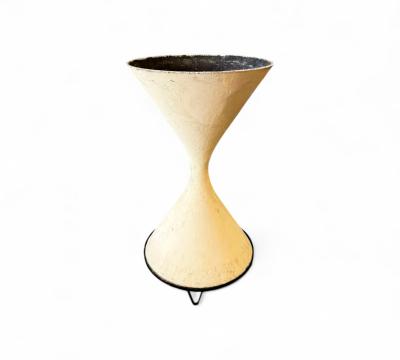 Willy Guhl Hour Glass shaped Planter in Fiber Cement with Iron Base Willy Guhl