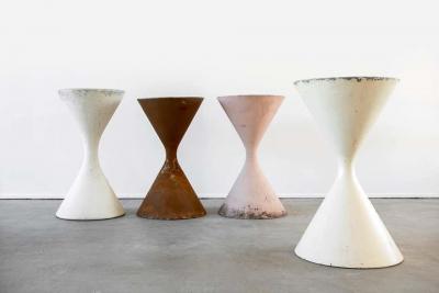 Willy Guhl LARGE WILLY GUHL HOURGLASS PLANTER