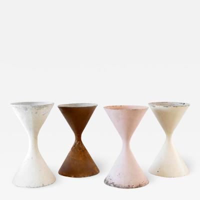 Willy Guhl LARGE WILLY GUHL HOURGLASS PLANTER