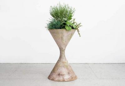 Willy Guhl WILLY GUHL HOURGLASS PLANTER 36 