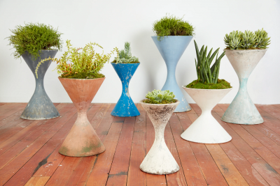 Willy Guhl WILLY GUHL HOURGLASS POTS