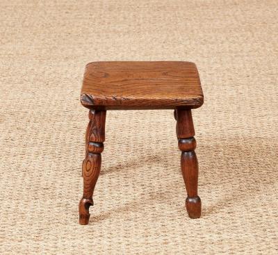 Windsor Milking Stool