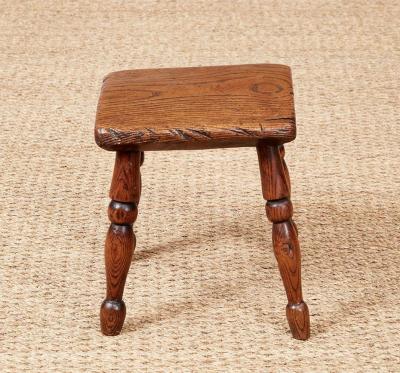 Windsor Milking Stool