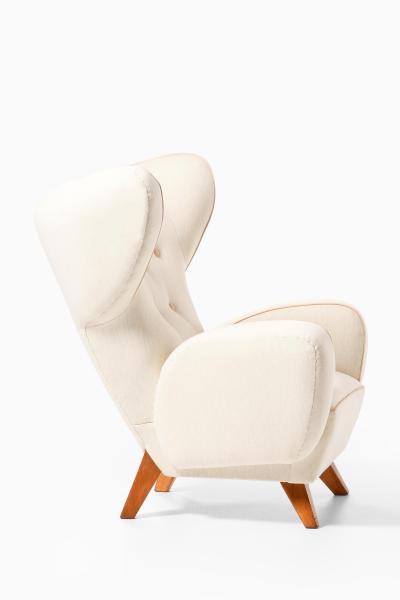 Wingback Easy Chair in Elm and Fabric 1940s