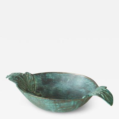 Wonderful Bowl in Verdigris Patinated Bronze Early 20th Century