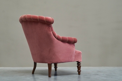 Wonderful Lounge Chair in Pink Velvet Late 19th Century
