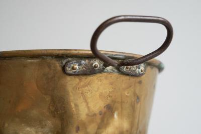 Wonderfully Patinated Antique Pan in Copper 19th Century