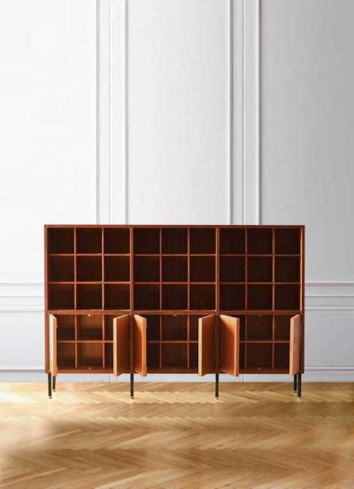 Wooden credenza with modular shelves and doors Italy 1960 