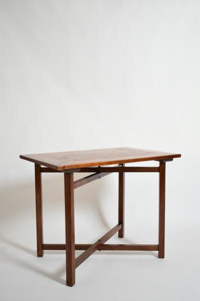 X shaped foot chessboard table XIXth c 