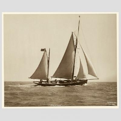 Yacht Palatina early silver photographic print by Beken of Cowes