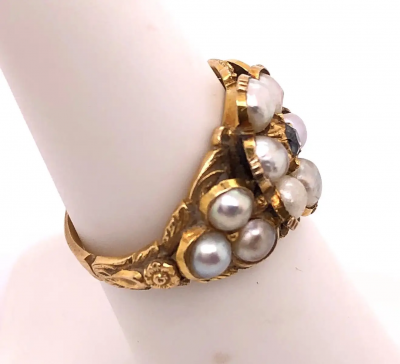 Yellow Gold Antique Cluster of Pearl Ring with Diamond