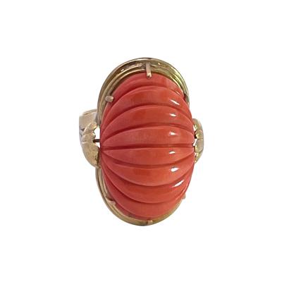 Yellow Gold Ribbed Coral Ring 1970s 14K