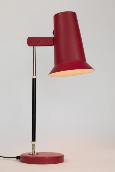 Yki Nummi Pair of 1950s Yki Nummi Red Table Lamps for Orno