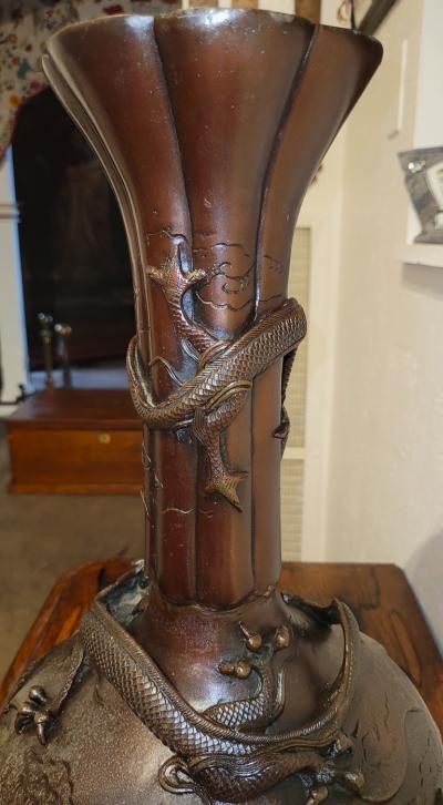 Yoshida Zo Meiji Period High Quality Japanese Bronze Vase by Yoshida Zo