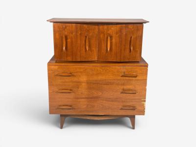 Young Manufacturing Highboy Dreser Walnut USA 1960s