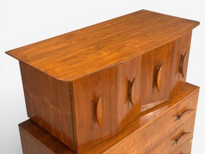 Young Manufacturing Highboy Dreser Walnut USA 1960s