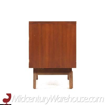 Young Manufacturing Mid Century Walnut and Burlwood Nightstands Pair