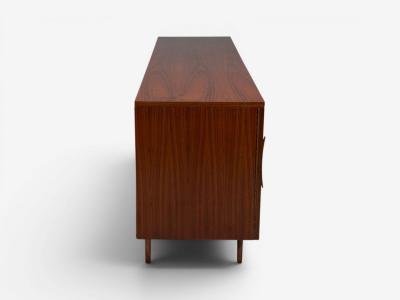Young Manufacturing Standard Dreser Walnut USA 1960s
