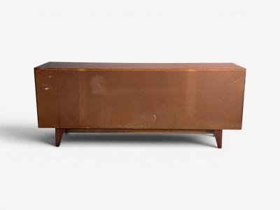Young Manufacturing Standard Dreser Walnut USA 1960s